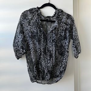 Express Women’s Leopard Print Blouse Sz S